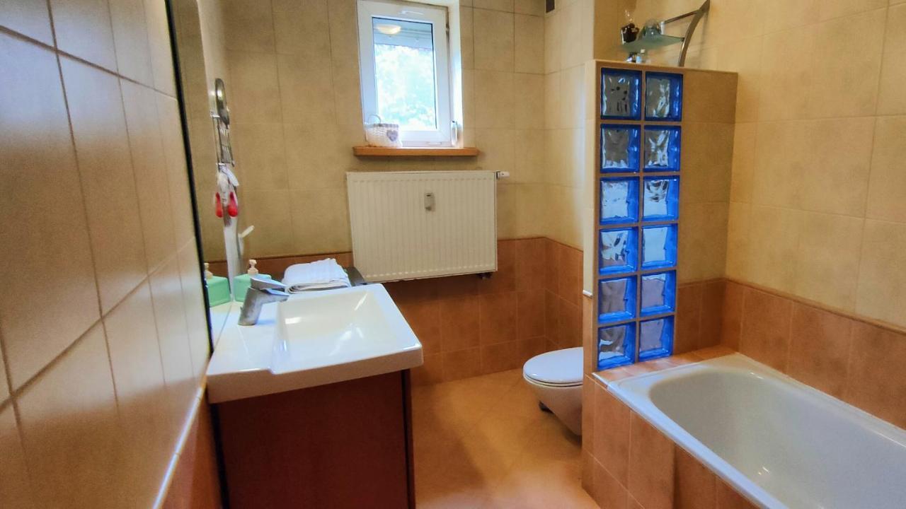 Lesny Apartament ビャウィストク エクステリア 写真
